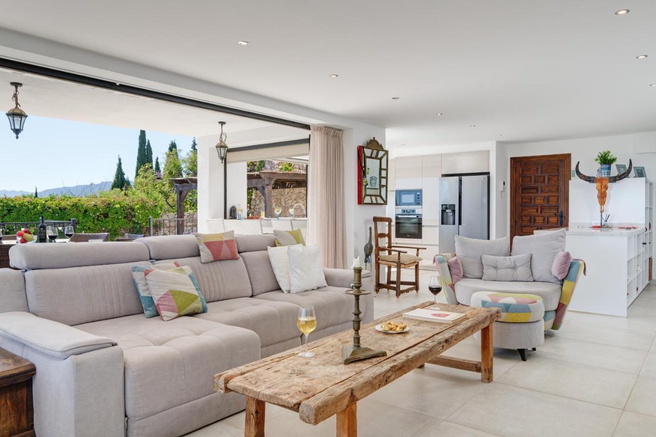 La Escala - 6 Bedroom Villa With Pool Міхас Екстер'єр фото